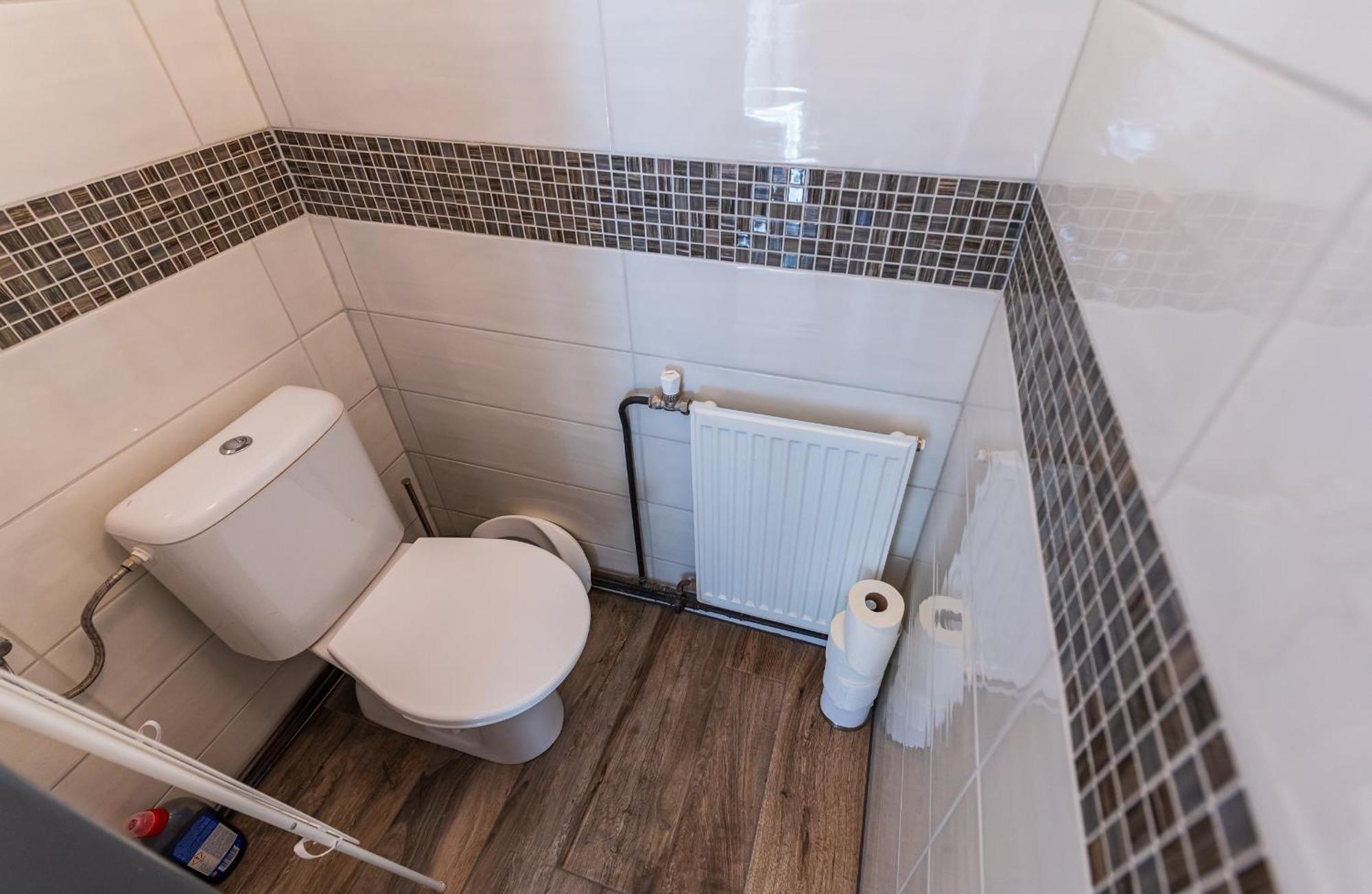 Ubytovani Na Samote - Apartman U Tesaru Komarice Zewnętrze zdjęcie
