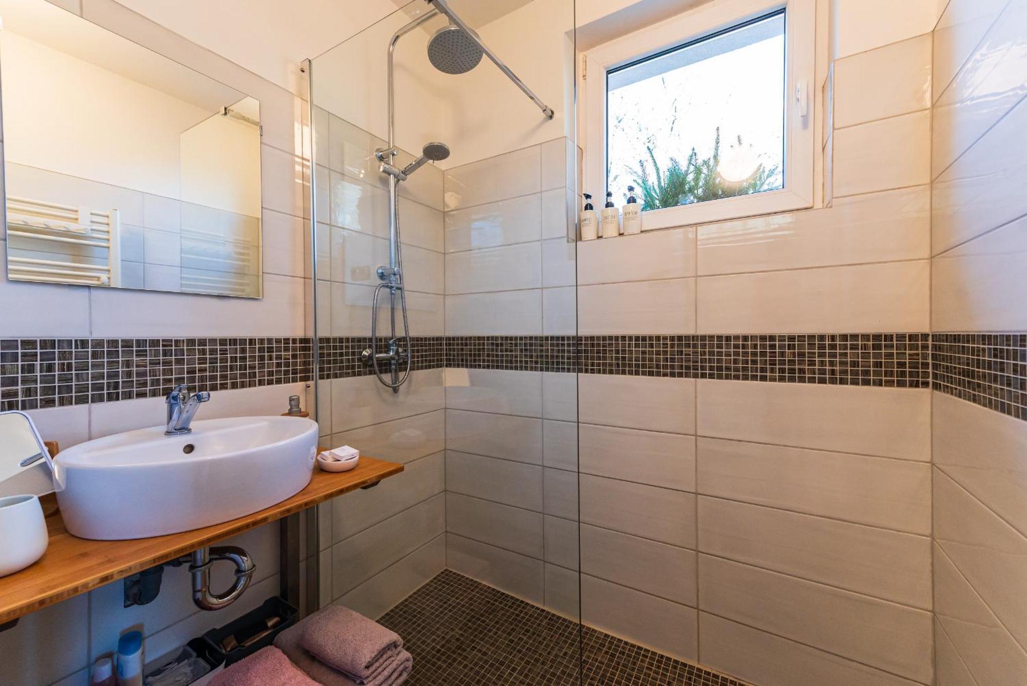 Ubytovani Na Samote - Apartman U Tesaru Komarice Zewnętrze zdjęcie