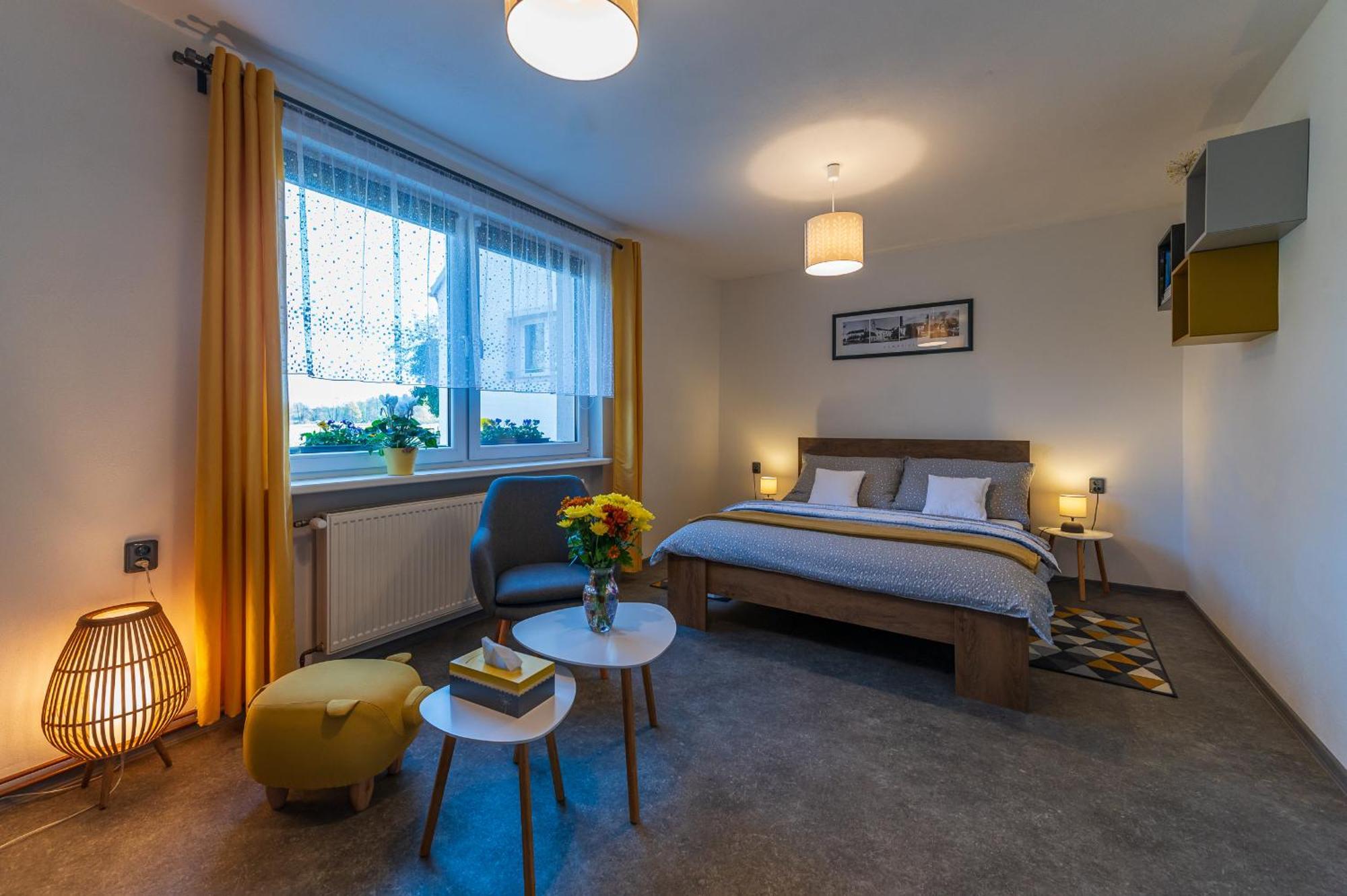 Ubytovani Na Samote - Apartman U Tesaru Komarice Zewnętrze zdjęcie
